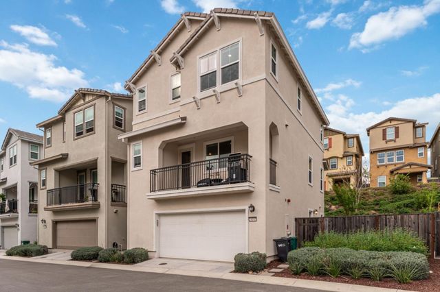 24185 Amaranth Loop, Hayward, CA 94541