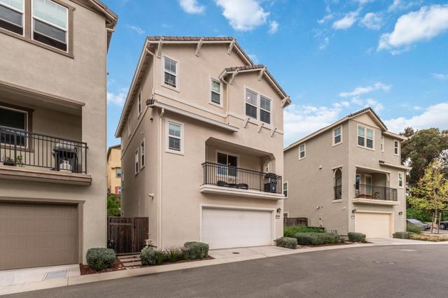 24185 Amaranth Loop, Hayward, CA 94541