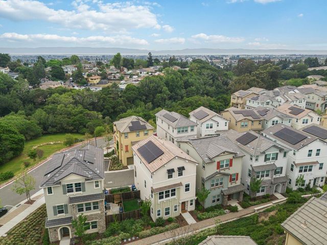 24185 Amaranth Loop, Hayward, CA 94541