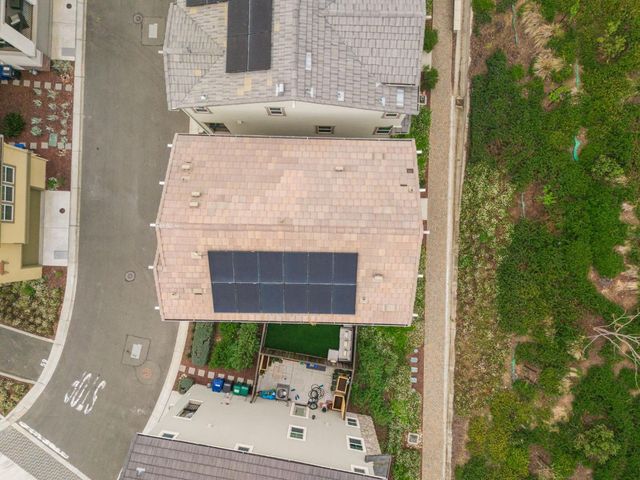 24185 Amaranth Loop, Hayward, CA 94541