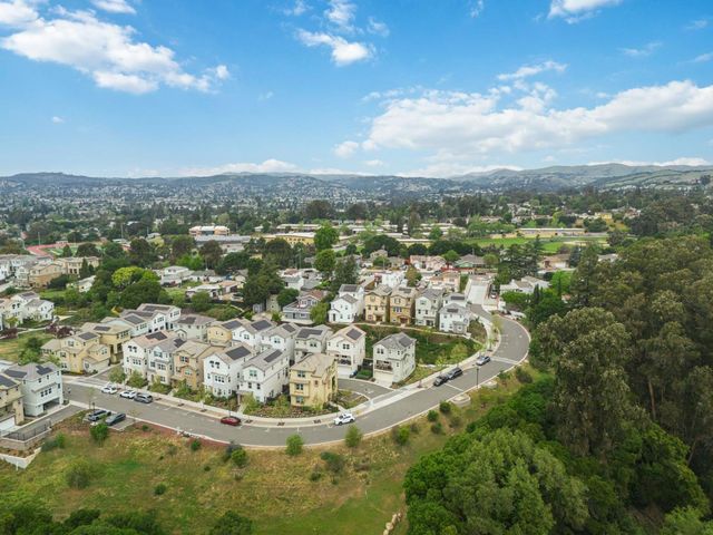 24185 Amaranth Loop, Hayward, CA 94541