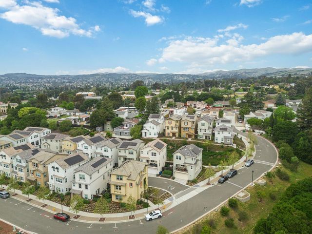 24185 Amaranth Loop, Hayward, CA 94541