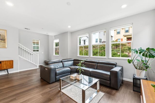 24185 Amaranth Loop, Hayward, CA 94541