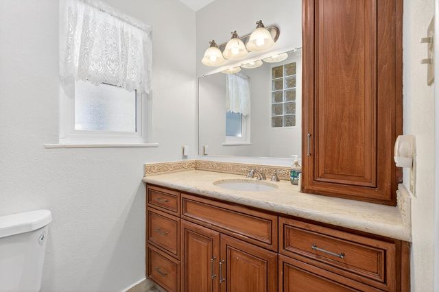 6012 Swain Ct, Stockton, CA 95207