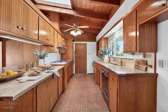 6012 Swain Ct, Stockton, CA 95207