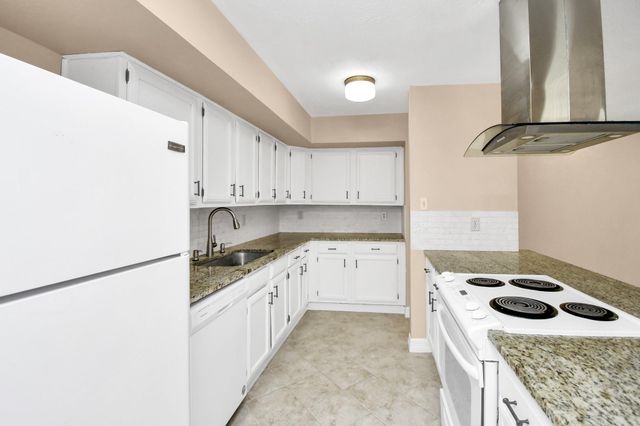 6719 Pickett Drive, Richmond, TX 77469