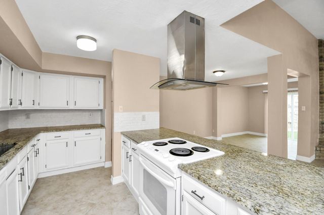 6719 Pickett Drive, Richmond, TX 77469