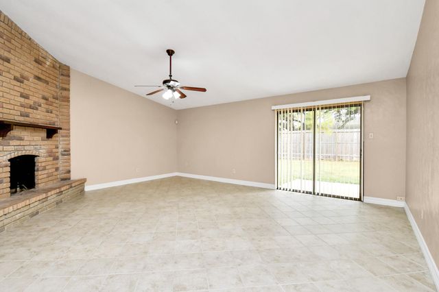 6719 Pickett Drive, Richmond, TX 77469