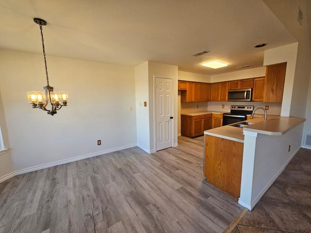 1507 Century Oaks DR, Lockhart, TX 78644