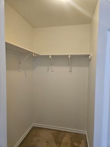 1507 Century Oaks DR, Lockhart, TX 78644