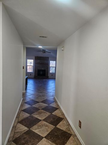 1507 Century Oaks DR, Lockhart, TX 78644