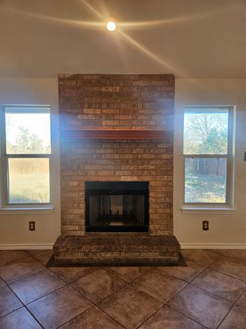 1507 Century Oaks DR, Lockhart, TX 78644