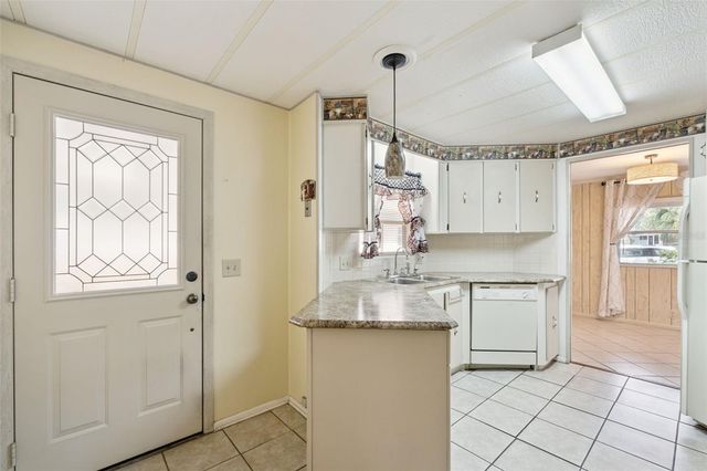 571 PINE NEEDLE COURT, Lake Mary, FL 32746