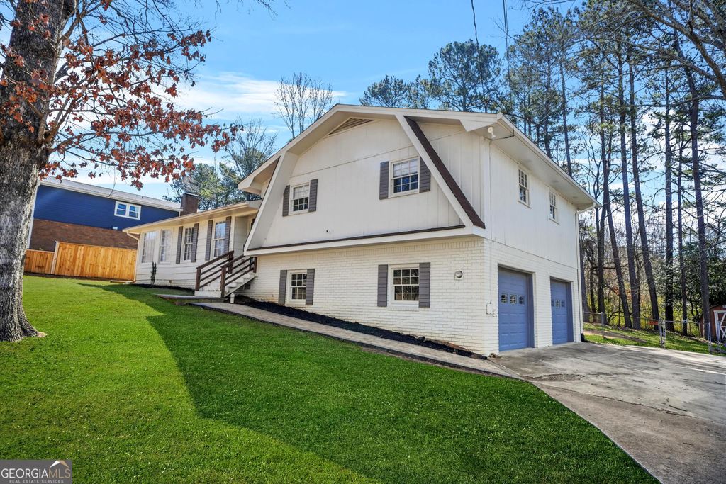 2511 Due West Circle NW, Kennesaw, GA 30152