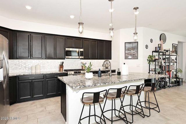 4050 W ROSS Avenue, Glendale, AZ 85308