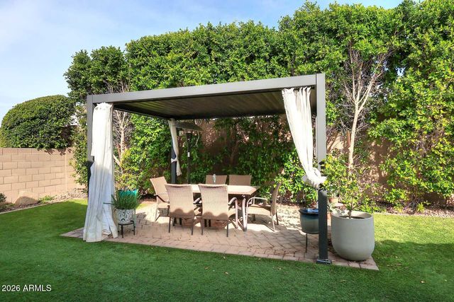 4050 W ROSS Avenue, Glendale, AZ 85308