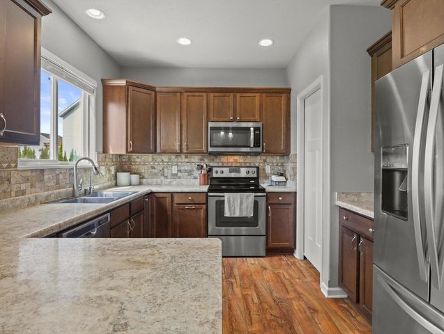 W1171 Meadowsweet PASS, Ixonia, WI 53036