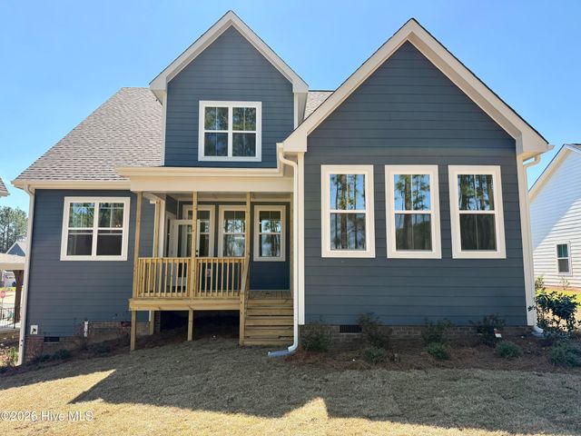 404 Redwater Trail, Aberdeen, NC 28315