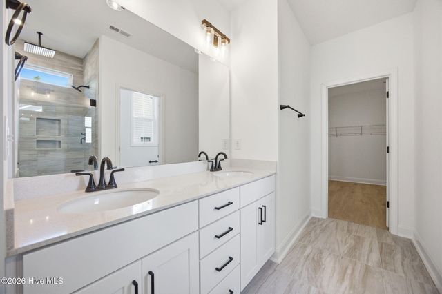 404 Redwater Trail, Aberdeen, NC 28315