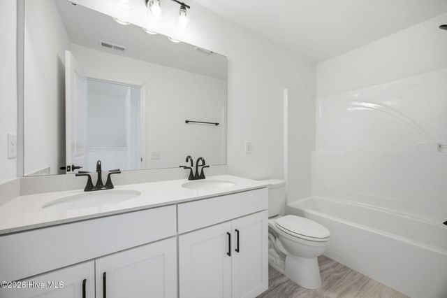 404 Redwater Trail, Aberdeen, NC 28315