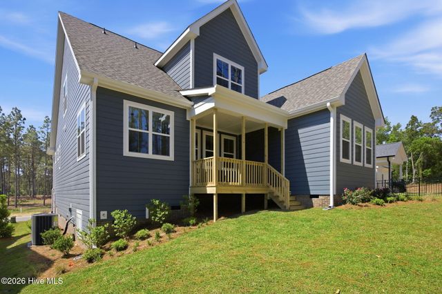 404 Redwater Trail, Aberdeen, NC 28315