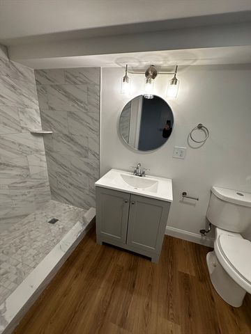 28 Seminole Dr, Yarmouth, MA 02675