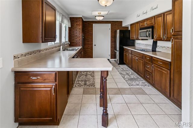 19 Baldus Drive, Fairview Heights, IL 62208