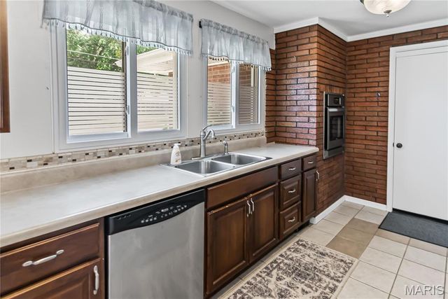 19 Baldus Drive, Fairview Heights, IL 62208