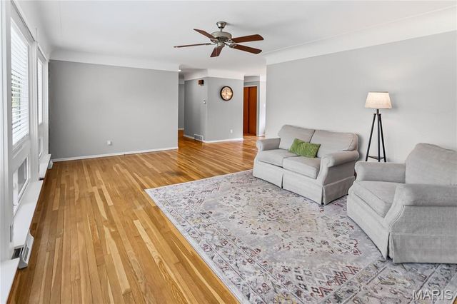 19 Baldus Drive, Fairview Heights, IL 62208