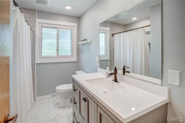 19 Baldus Drive, Fairview Heights, IL 62208