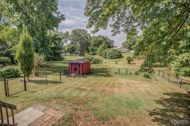 19 Baldus Drive, Fairview Heights, IL 62208