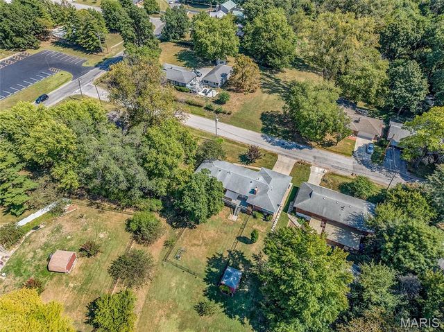 19 Baldus Drive, Fairview Heights, IL 62208
