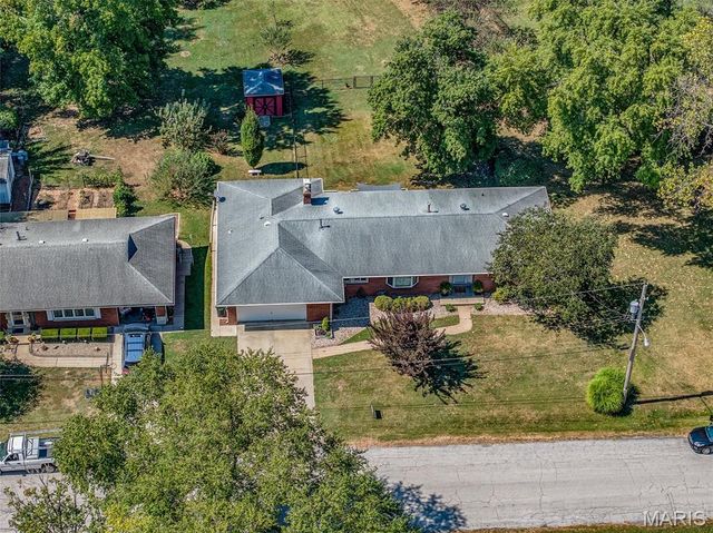 19 Baldus Drive, Fairview Heights, IL 62208