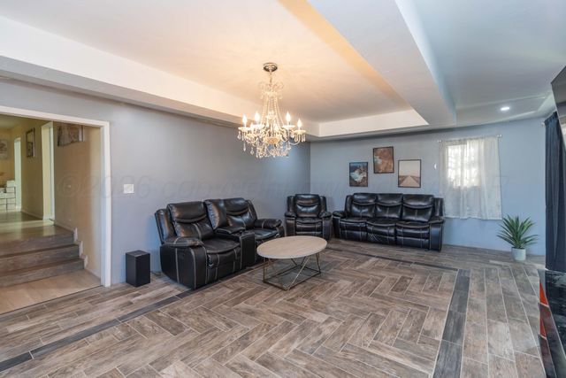 905 N TRAVIS Street, Amarillo, TX 79107