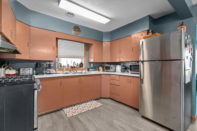 556 DRURY PLACE, Fond Du Lac, WI 54935
