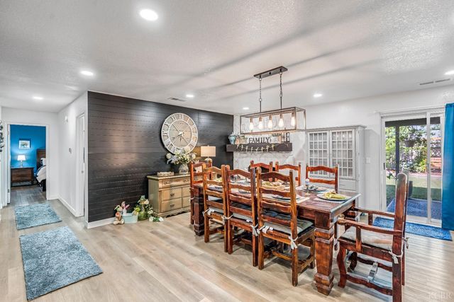 3444 W Coppola Avenue, Visalia, CA 93277