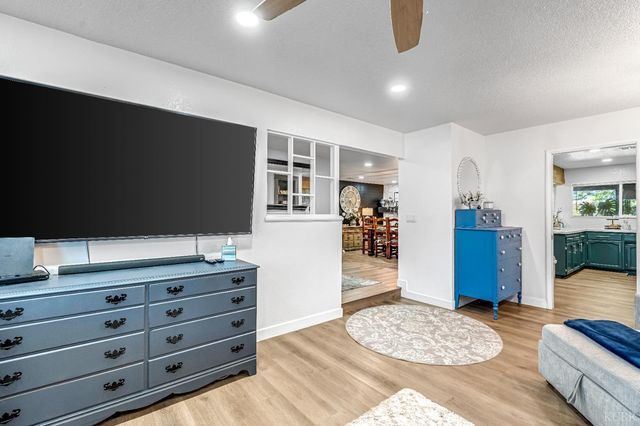 3444 W Coppola Avenue, Visalia, CA 93277