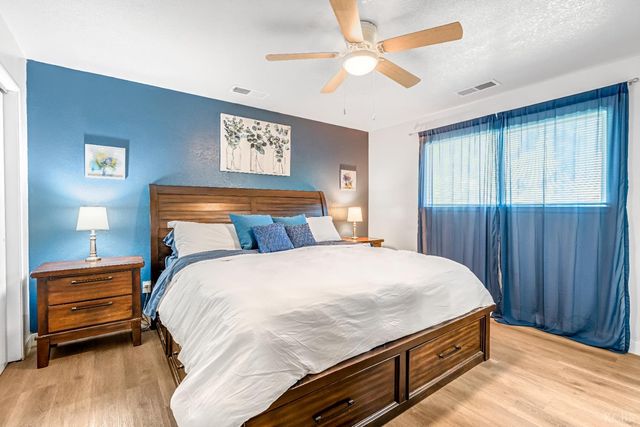 3444 W Coppola Avenue, Visalia, CA 93277