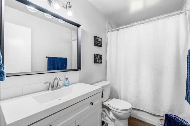 3444 W Coppola Avenue, Visalia, CA 93277