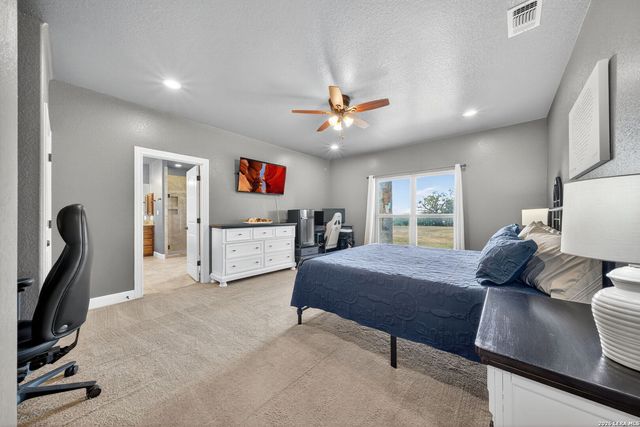 4691 Fm 1339, Kingsbury, TX 78638