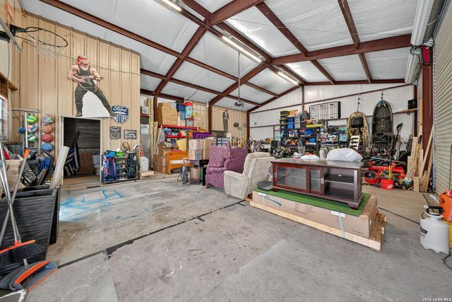 4691 Fm 1339, Kingsbury, TX 78638