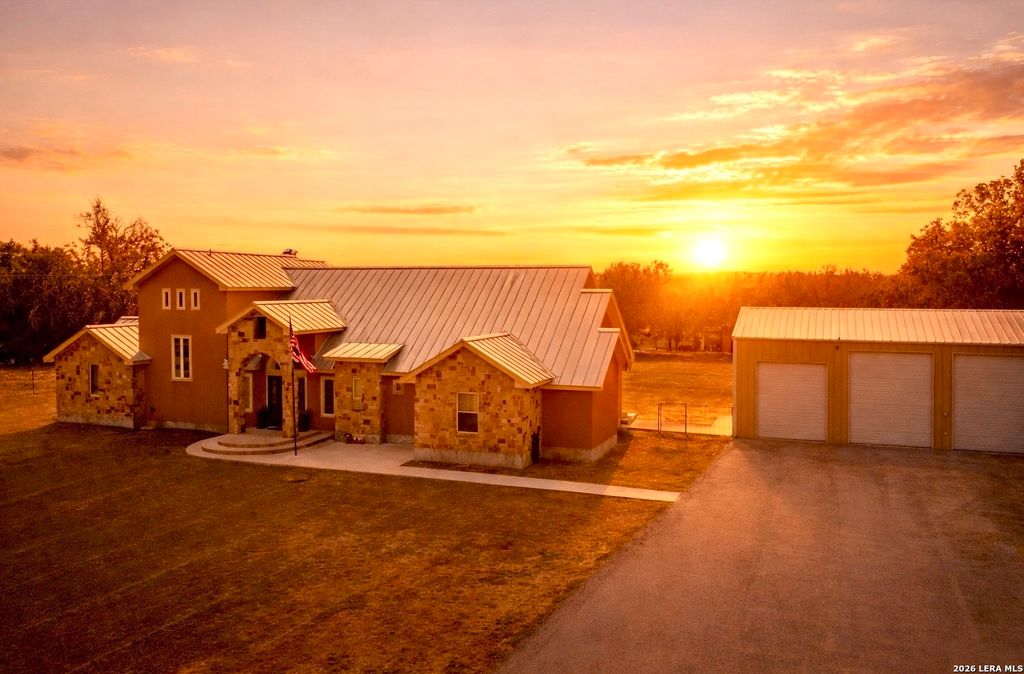 4691 Fm 1339, Kingsbury, TX 78638