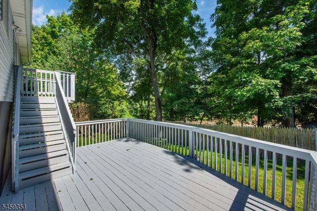 20 Byron Pl, Sparta Twp., NJ 07871