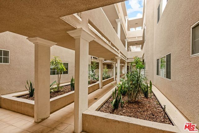 1228 14th Street 104, Santa Monica, CA 90404