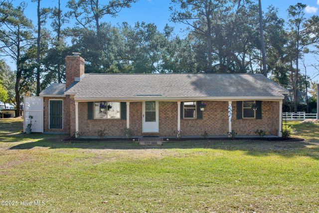 3587 Windy Point Road SW, Supply, NC 28462