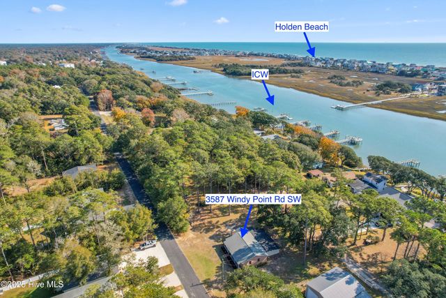 3587 Windy Point Road SW, Supply, NC 28462