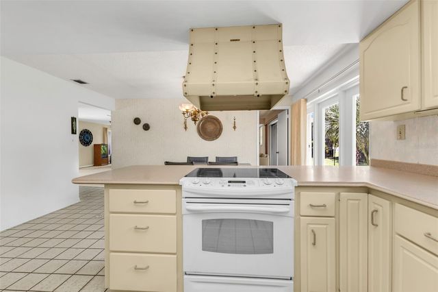 160 ANNAPOLIS LANE, Rotonda West, FL 33947