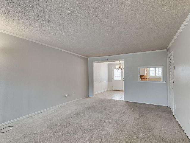 11437 N May Avenue, Oklahoma City, OK 73120