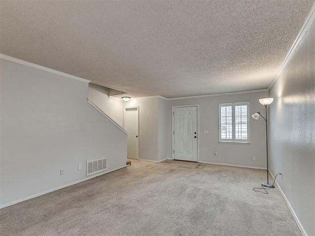 11437 N May Avenue, Oklahoma City, OK 73120