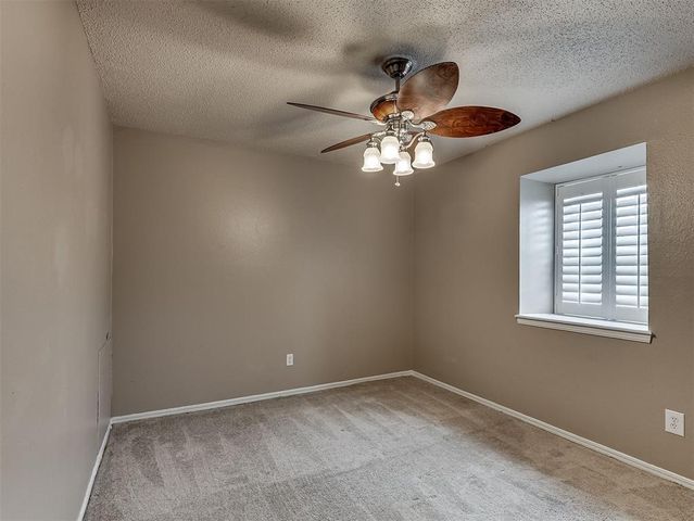 11437 N May Avenue, Oklahoma City, OK 73120